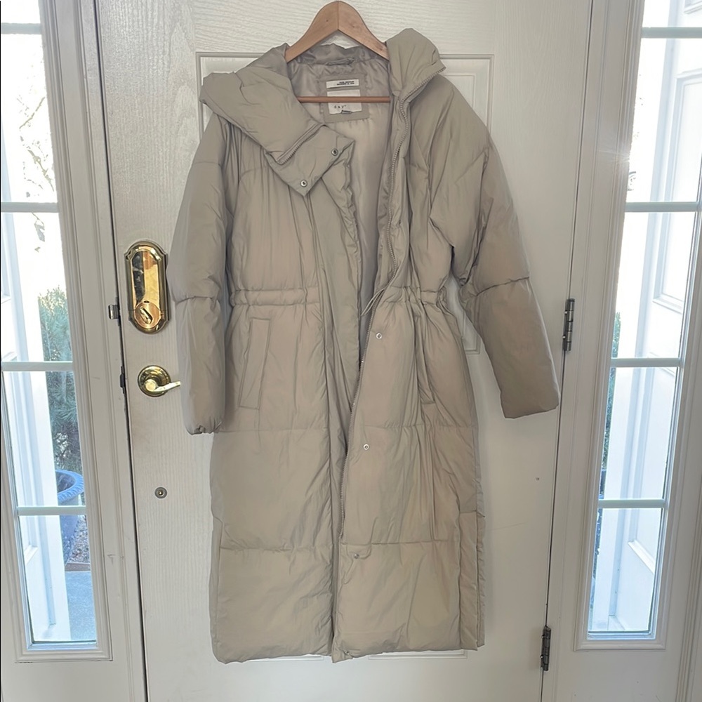 Long Puffer Coat in Beige
